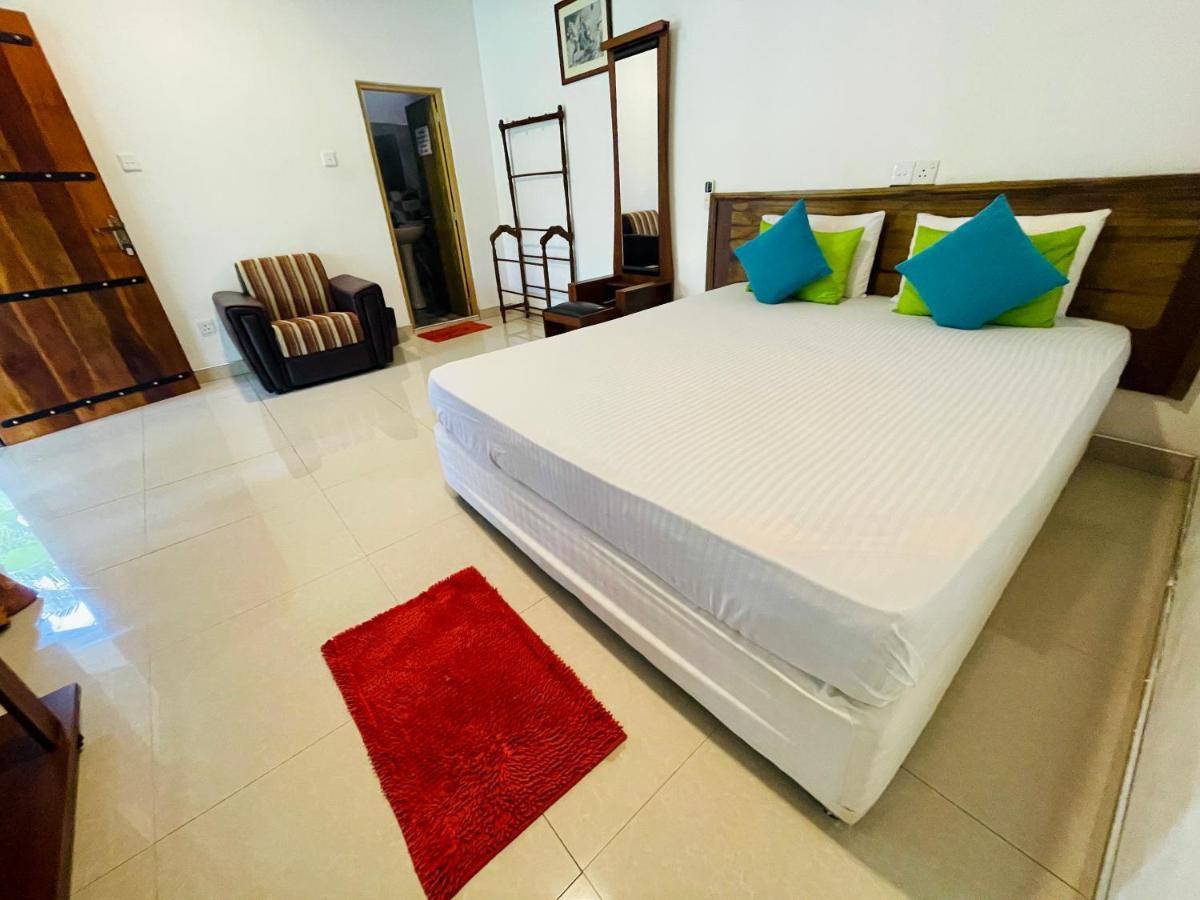 Tishan Holiday Resort โปลอนนารูวา ภายนอก รูปภาพ